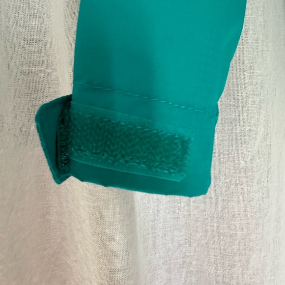 New. The North Face. Jacket. Never worn. - Picture 7 of 7